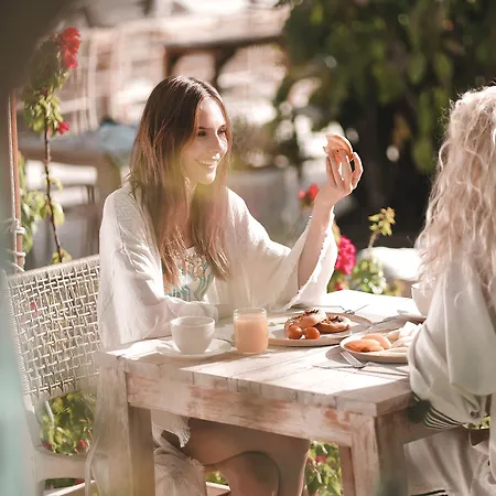 Perios House - Adults Only מלון